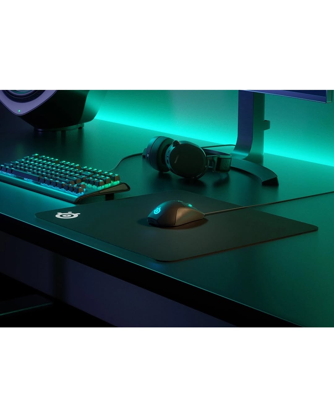 SteelSeries QcK Gaming Mousepad (Medium)